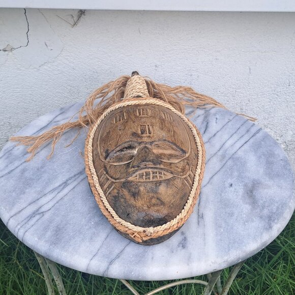 Handcrafted Tribal Wooden Mask Wall Hanging Home Decor Made in Indonesia 30 cm - Picture 6 of 10